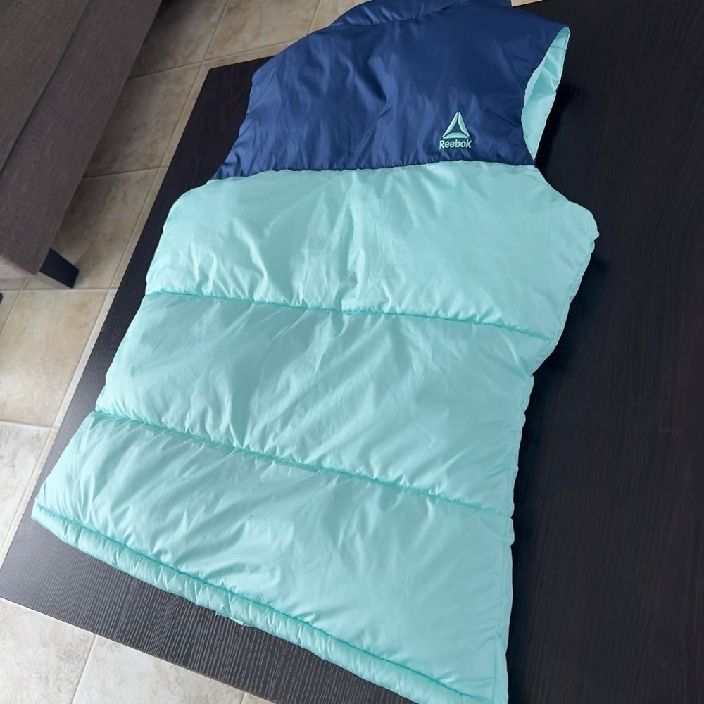 Reebok Puffer Vest Mint Green Navy Blue Gorpcore Athleisure Sporty Chic - Picture 5 of 6